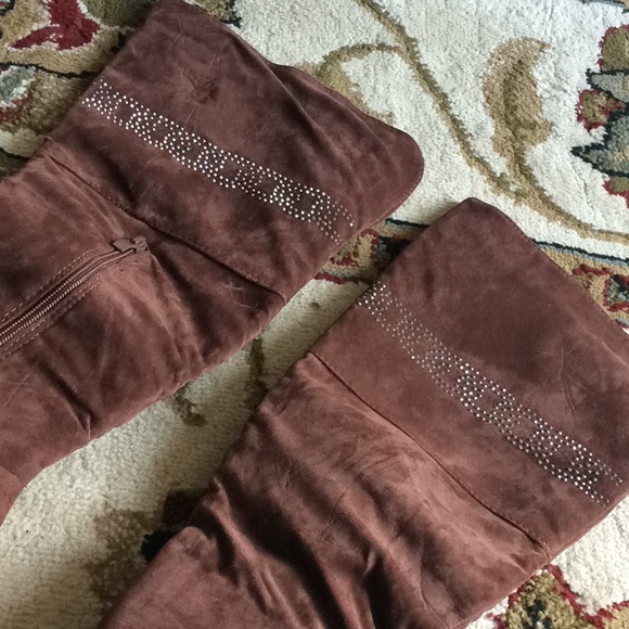 New - Picture 2 of 4